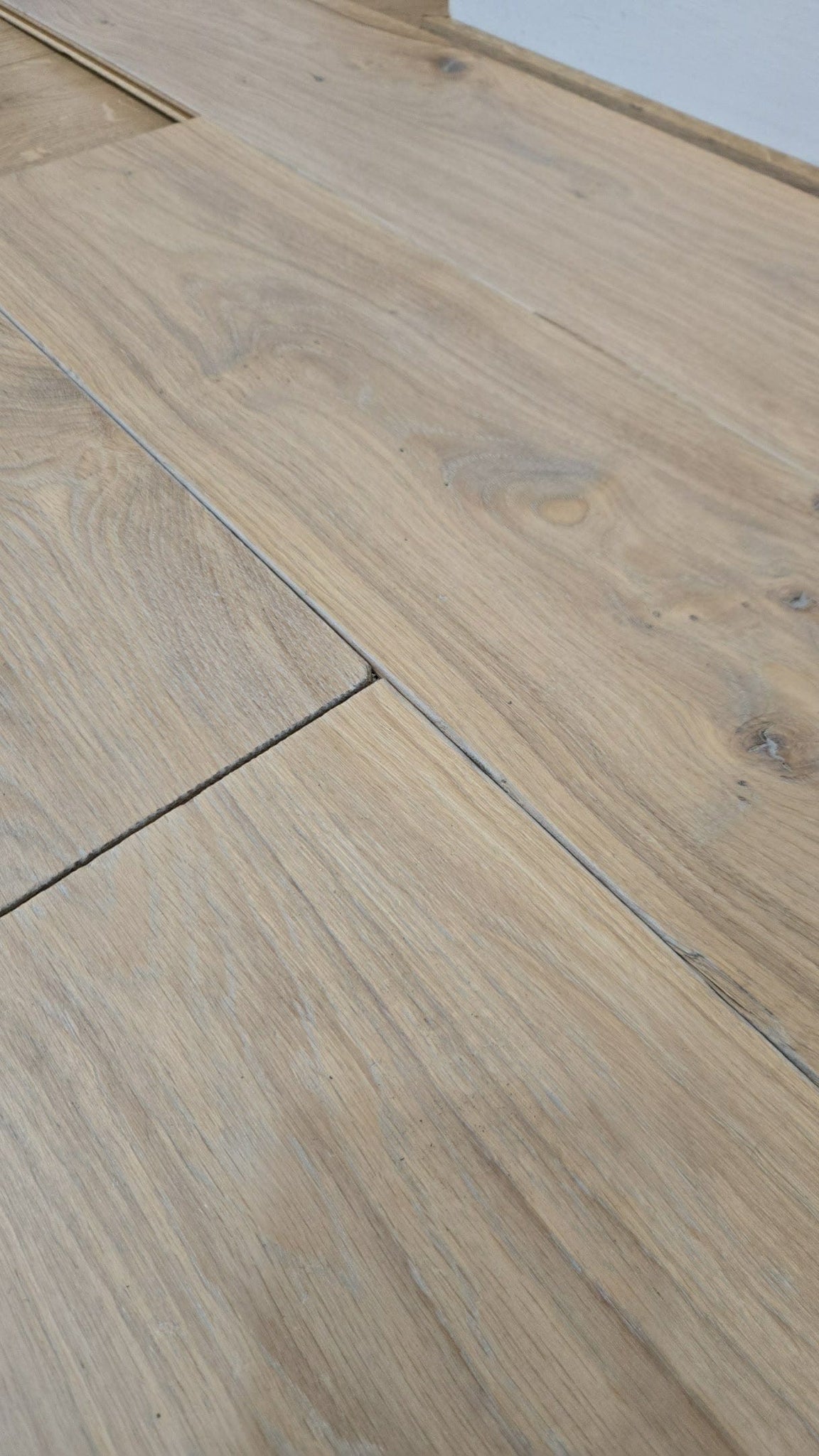 Lebar | French Oak