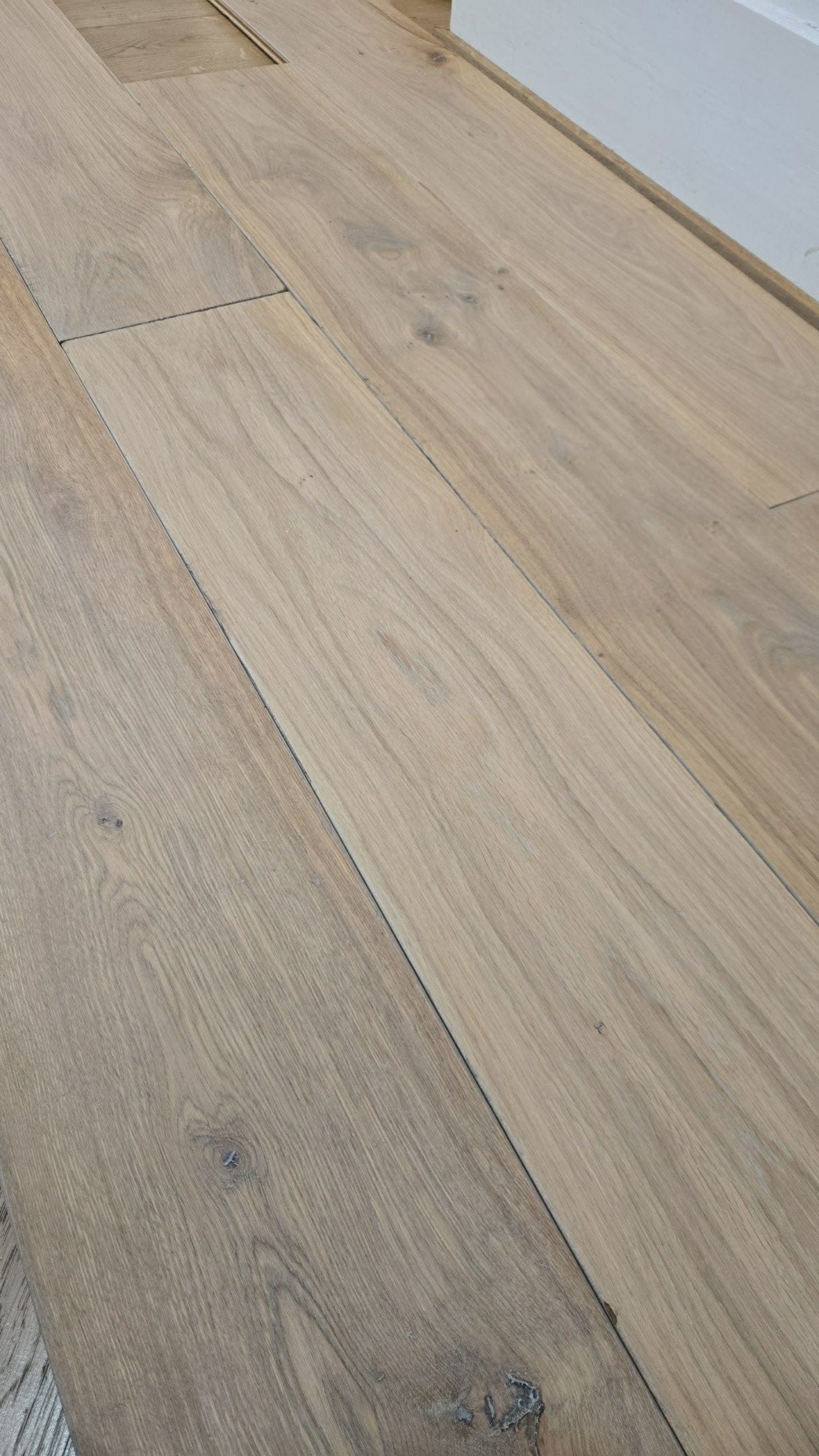 Lebar | French Oak