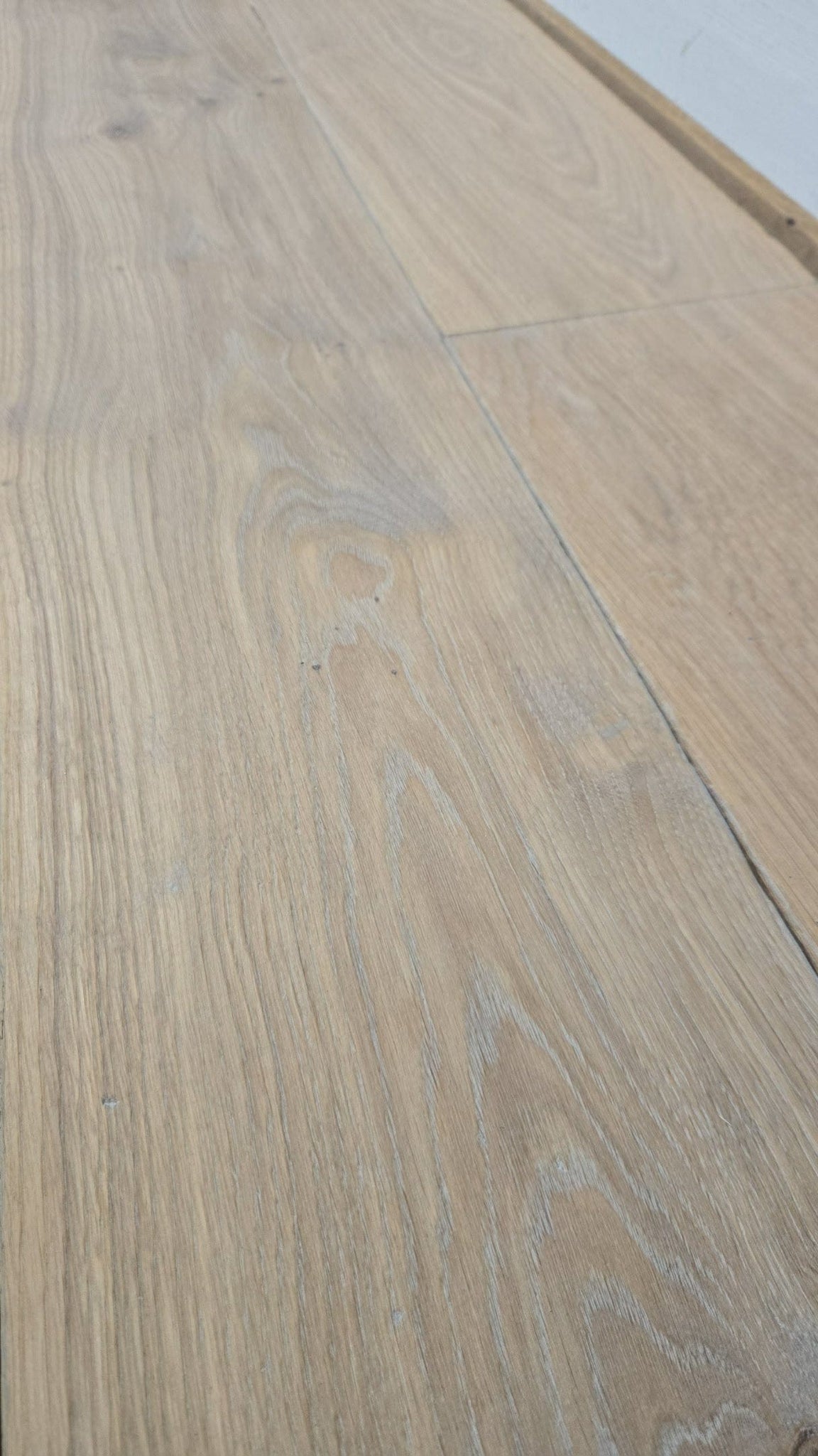Lebar | French Oak
