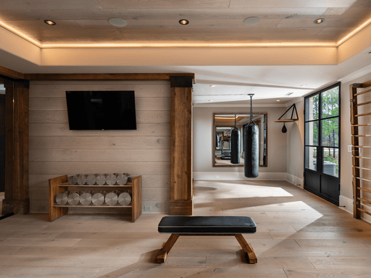 Carolina white oak hardwood flooring detail | Mill & Woods